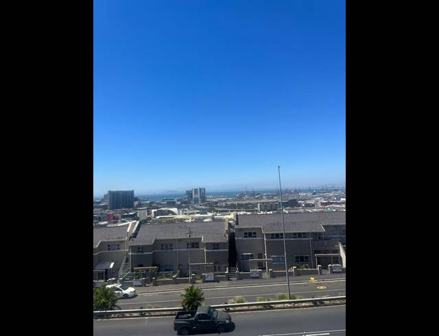 2 BEDROOM PROPERTY TO RENT IN VREDEHOEK